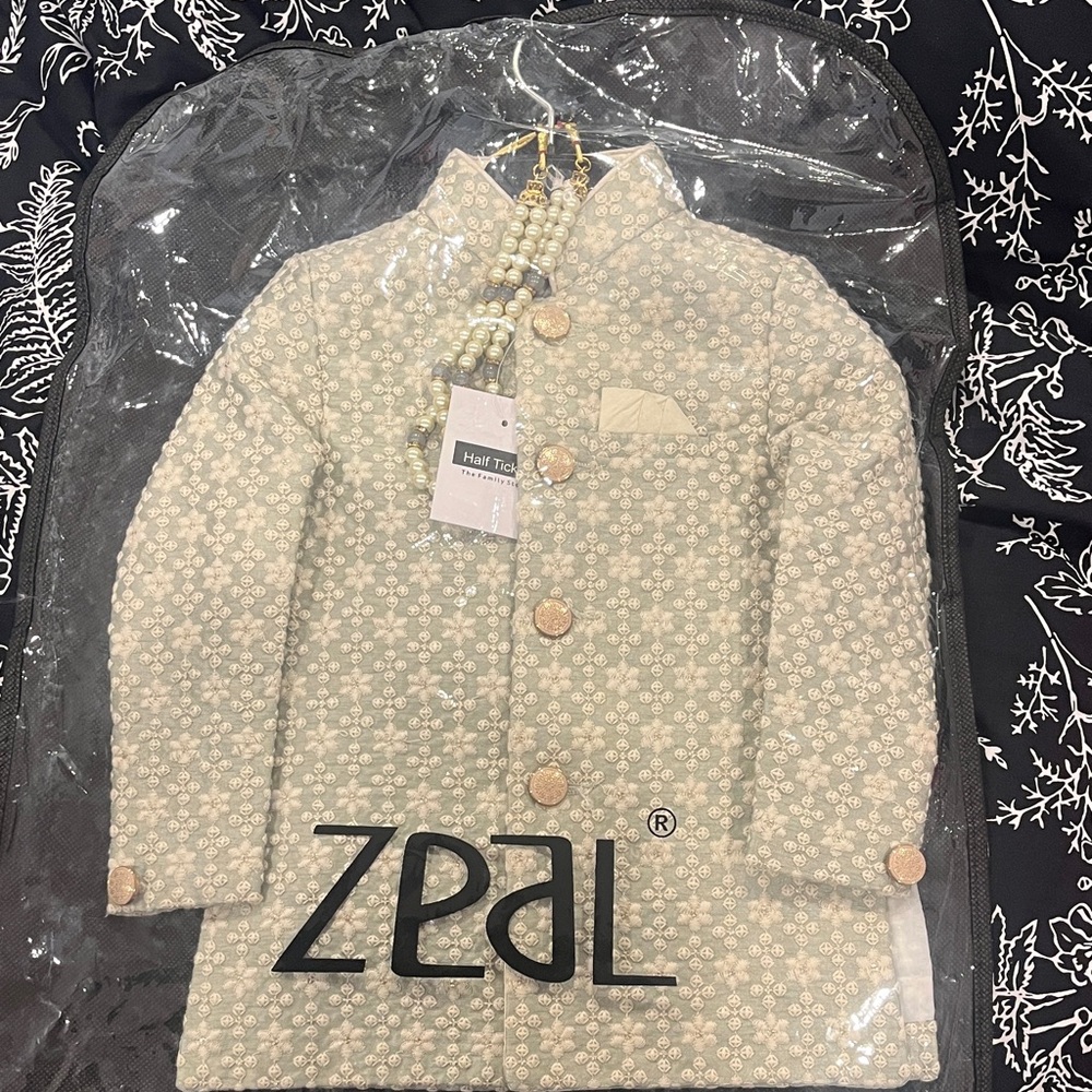 Zeal Floral Patterned Coat